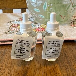 Bath & Body Works White & Clear Wallflowers Refills - Eucalyptus & Sage